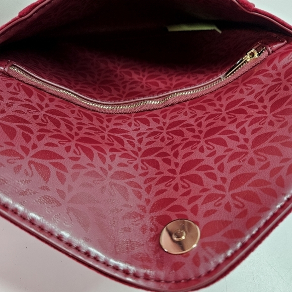 NEW Swarovski Sparkling Holiday Burgundy Velvet Envelope Clutch Bag Crystal - Picture 6 of 7